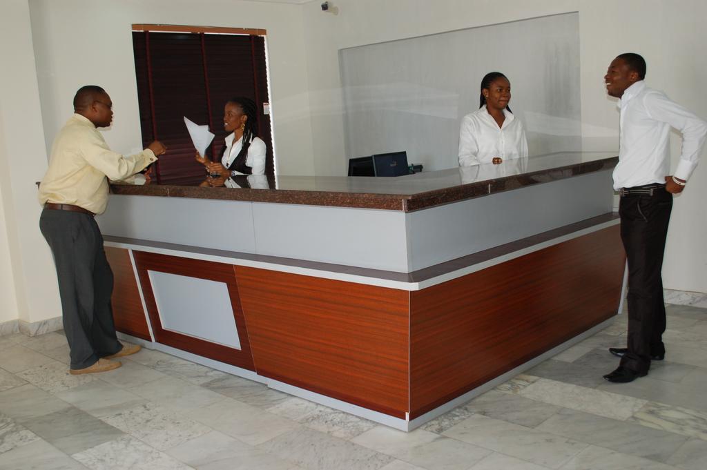Knightsbridge Hotel Ikeja Extérieur photo