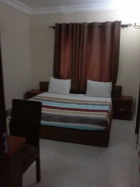 Knightsbridge Hotel Ikeja Extérieur photo