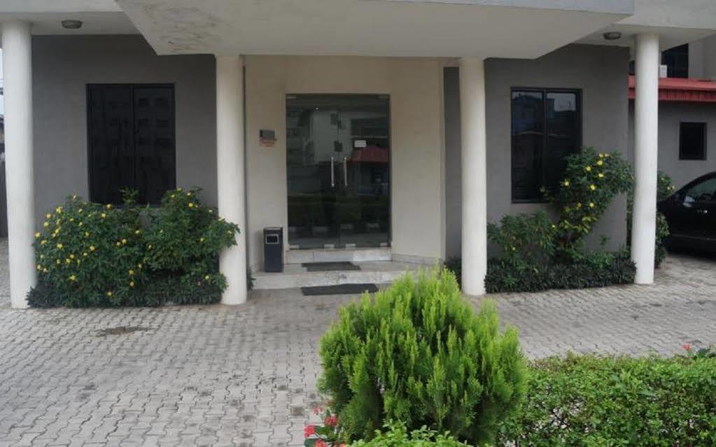Knightsbridge Hotel Ikeja Extérieur photo